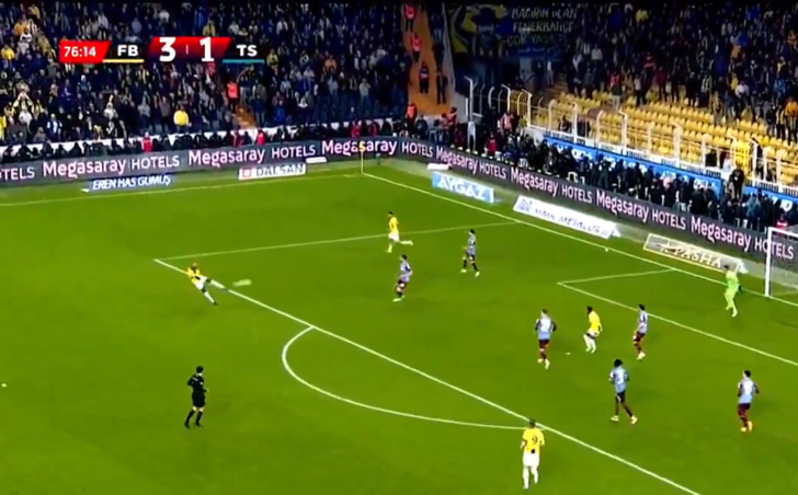 Anderson Talisca topa öyle bir vurdu ki, Uğurcan Çakır kıpırdayamadı! Süper Lig'de belki de yılın golü... G5