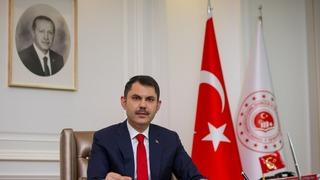 Özgür Özel'e bir tepki de Bakan Kurum'dan! Avrupa kapısında ağlayan, Türkiye'yi Yunan'a şikayet eden...