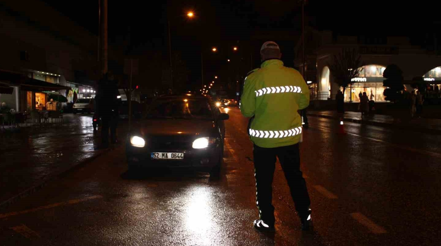 Ordu’da modifiyeli araçlara ve ehliyetsiz sürücülere ceza yağdı