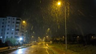 Keşan’da beklenen kar yağışı gece saatlerinde başladı
