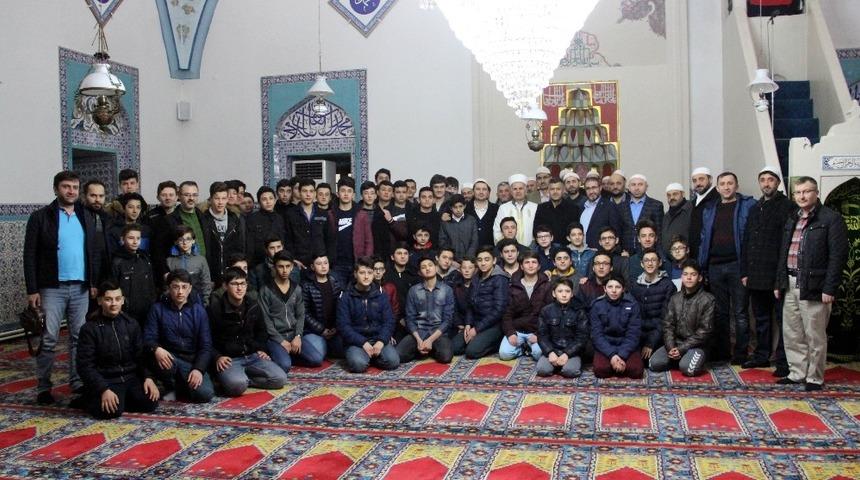 Karag&ouml;z Ahmet Paşa&rsquo;da &rsquo;cami buluşmaları&rsquo; programı
