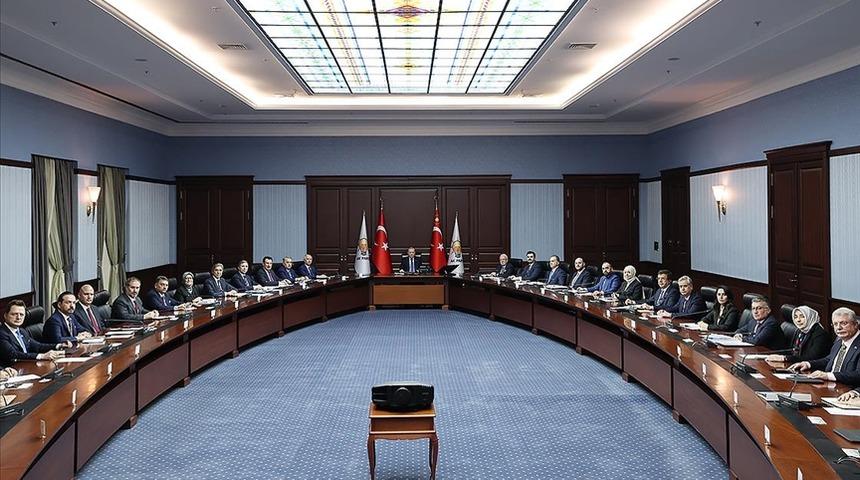 Cumhurbaşkanı Erdoğan başkanlık ediyor: AK Parti MYK toplantısı başladı