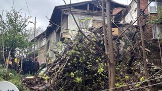 Tekirdağ'da 2 katlı ahşap ev büyük gürültüyle bir anda çöktü! Evin bir ay önce boşaltıldığı ortaya çıktı