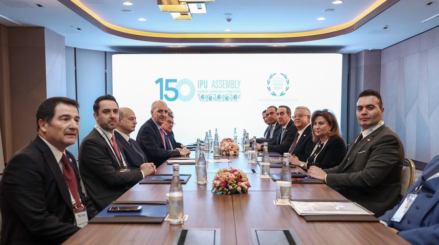 TBMM Başkanı Kurtulmuş, Mısır Temsilciler Meclisi Başkanı Gebali ile görüştü