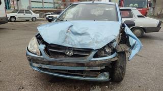 Samsun'da otomobil ile minibüsün çarpıştığı kazada 6 kişi yaralandı