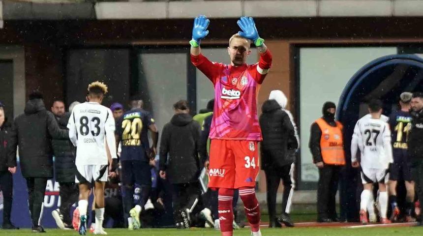 10 kişi Beşiktaş, Kasımpaşa deplasmanından puanı 90'da attığı golle aldı!