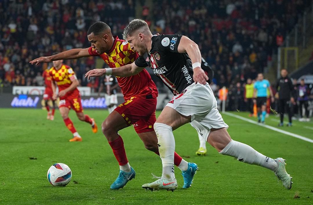 Gaziantep FK, Göztepe deplasmanında 90+4'te yıkıldı -