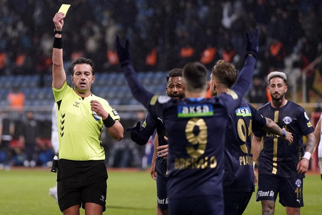 Beşiktaş puanı 90 da kurtarınca Nihat Kahveci çıldırdı! O isme ateş püskürdü: Takımdan kovun! 2