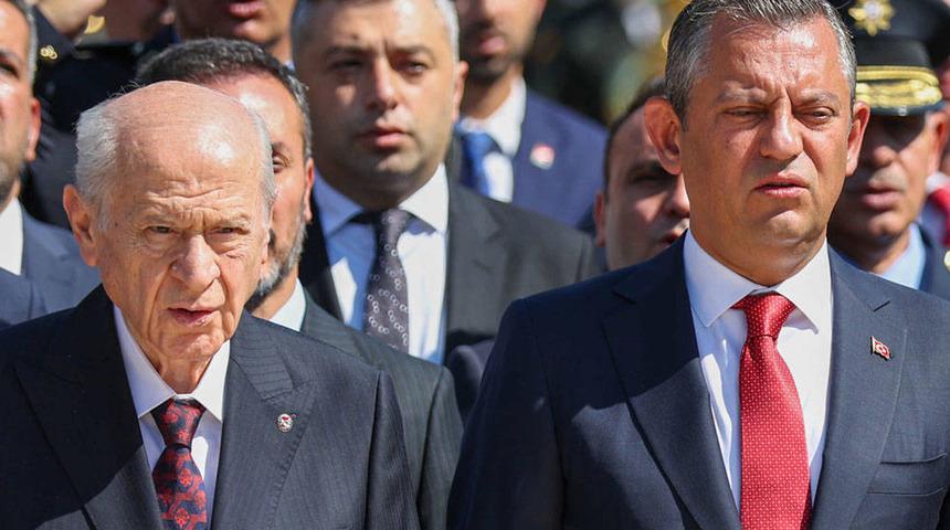 Özgür Özel'den Bahçeli'ye 'cunta başkanı' yanıtı! Video paylaşıp kendi sözlerini hatırlattı