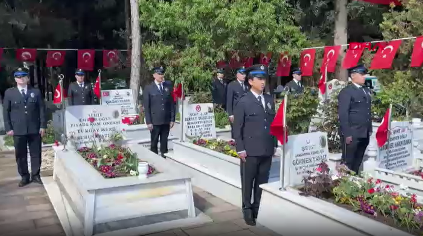 Polis haftası nedeniyle Tekirdağ'da şehitlikte anma greçekleştirildi