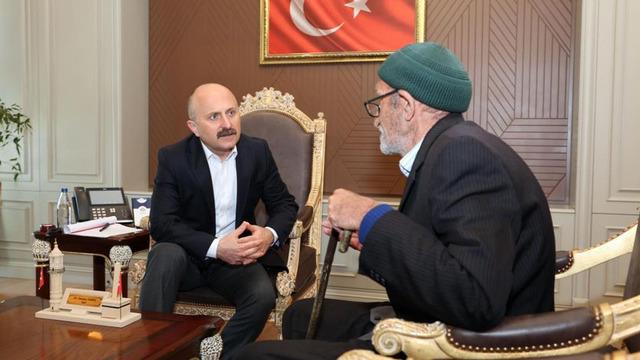 Vali Varol, vatandaşlarla bir araya geldi