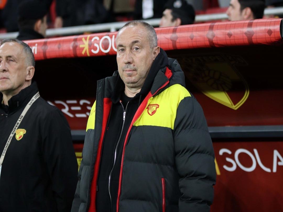 Böyle istatistik görülmedi! Taraftar tepkili, yarı finale çıktılar ama... 1