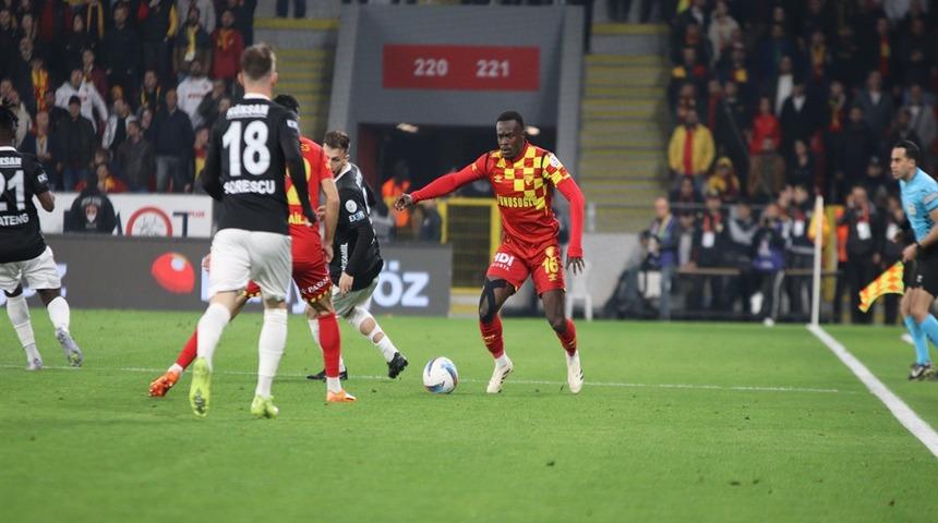 Böyle istatistik görülmedi! Taraftar tepkili, yarı finale çıktılar ama...