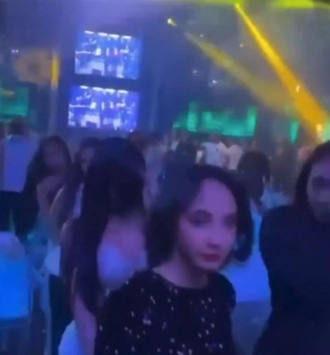 Gece kulübünde facia! Çatı, dans pistinin üzerine düştü! Ölü ve yaralılar var 2