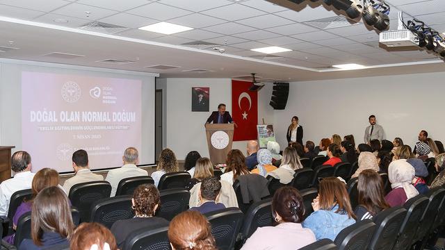 Antalya'da ebelere 'Normal Doğum' eğitimi başladı: Anne ve bebek sağlığı için yeni adım...