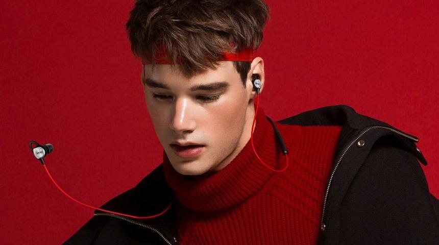 Meizu EP52 : Tüy hafifliğinde suya dayanıklı kulaklık