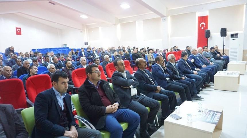 Gerc&uuml;ş&rsquo;te okur yazarlık seferberliği toplantısı