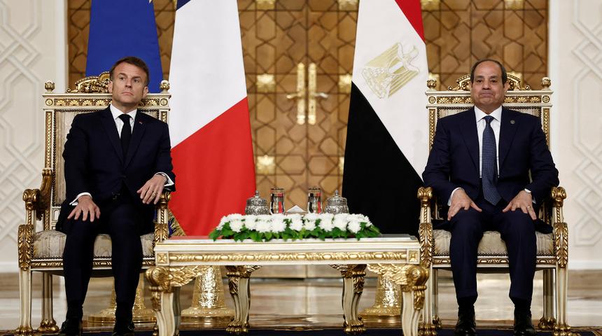 Sisi ve Macron, Gazze'de derhal ateşkesin zorunlu olduğunu vurguladı