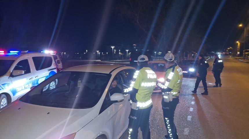 Payas'ta asayiş uygulamasında 13 araç ve sürücüsüne 117 bin TL ceza