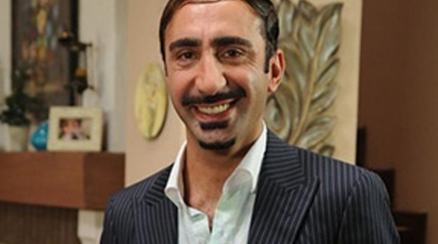 Metin Yıldız "Evet çıkarım için oy verdim" diyerek Aybüke Pusat'a da gönderme yaptı! "Güzellik yarışması üçüncüsüne..."