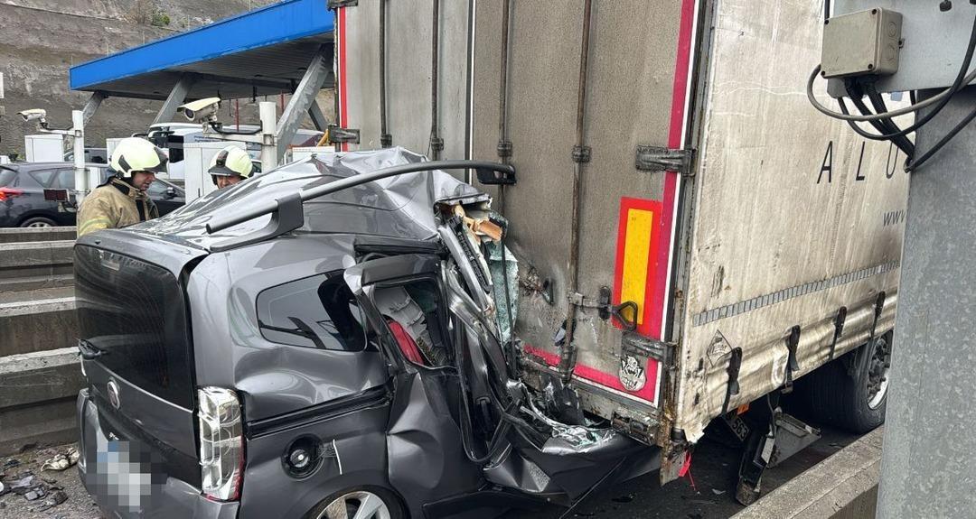 Skandal paylaşımlar! HGS gişelerinden hızlı geçme akımı gündem oldu! Tepki yağdı: İlk önce kim ölür yarışı 2