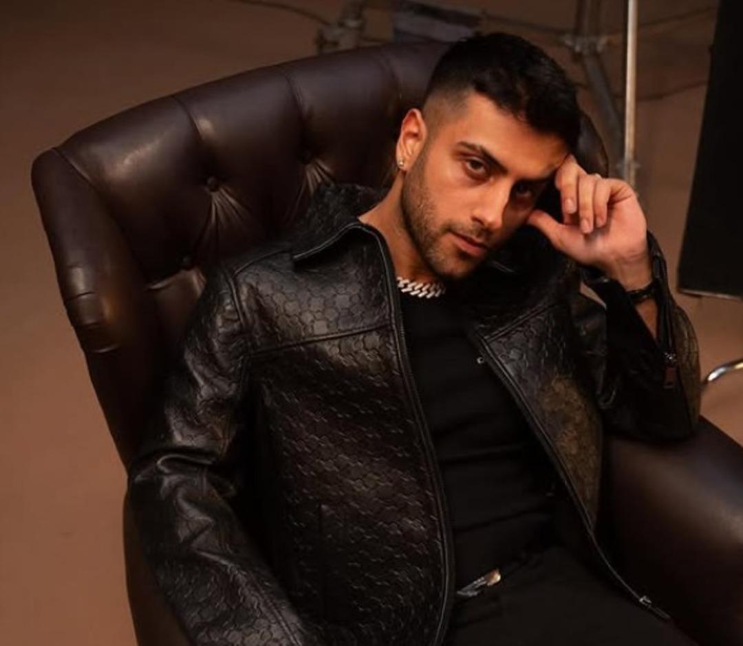 &Uuml;nl&uuml; isimlere şafak baskını! Hasan Can Kaya, Reynmen ve Emirhan &Ccedil;akal g&ouml;zaltında 2