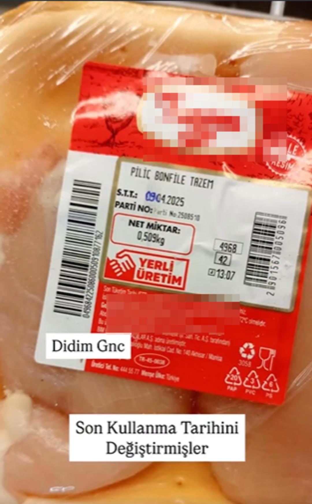 Zincir marketteki o iddiayı duyan herkes endişelendi! Bakın tavuklara ne yapmışlar! Son kullanma tarihini... 3