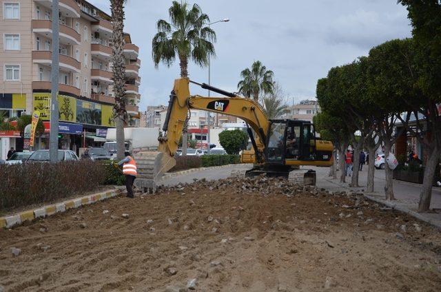 Alanya İstiklal Caddesi yenileniyor