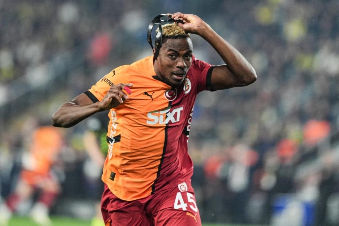 Son dakika Fenerbahçe Haberi: Fenerbahçe nin forvet transferine Osimhen yardım edecek! 45 milyon Euro luk golcü geliyor... 3