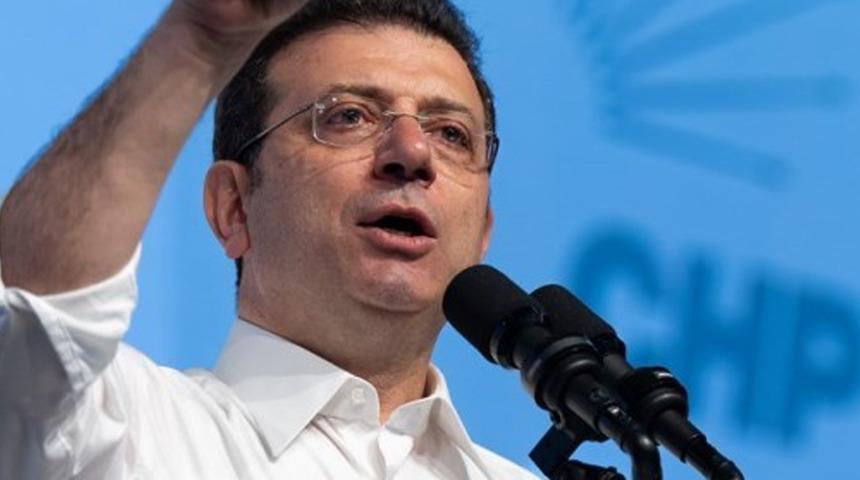 Eşi ve babasının evinde arama yapılmıştı! İmamoğlu 'Mert olun' diyerek seslendi: "Ailemizi taciz etmeyi bırakın"