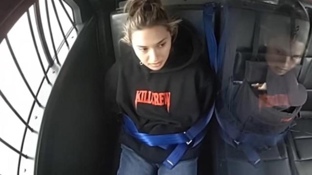 Okulda yasak aşk iddiası! Skandal olay müstehcen mesajlarla ortaya çıktı! Öğretmen ve öğrencisi... 2