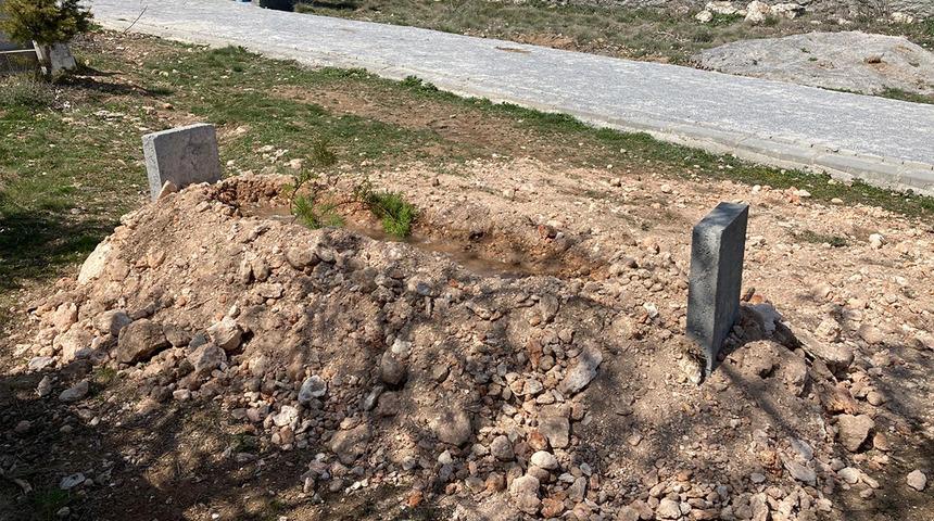 Kan donduran evlat cinayetinde yeni gelişme! Cani anne 3 yaşındaki kızını katletmişi... Mahkemeden dikkat çeken karar