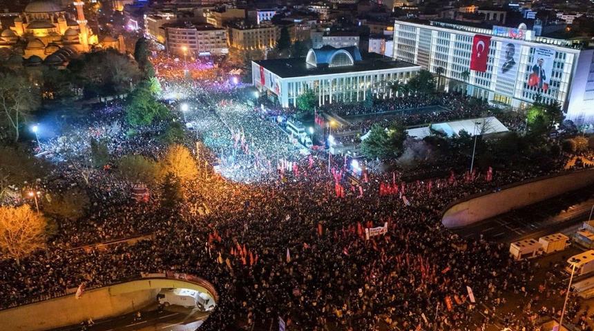 Saraçhane'de 301 genç tutuklanmıştı! Sosyal medyadan duyurdu: "Tahliye yolu açıldı"