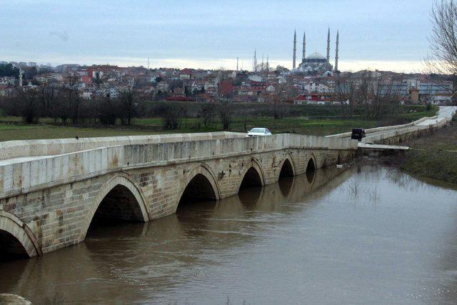 Tunca Nehri'nin debisi düşüyor