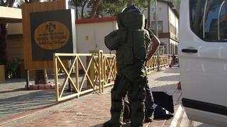 Antalya'da panik dolu anlar! Çay bahçesinde şüpheli valiz bulundu: Bomba imha ekipleri harekete geçti