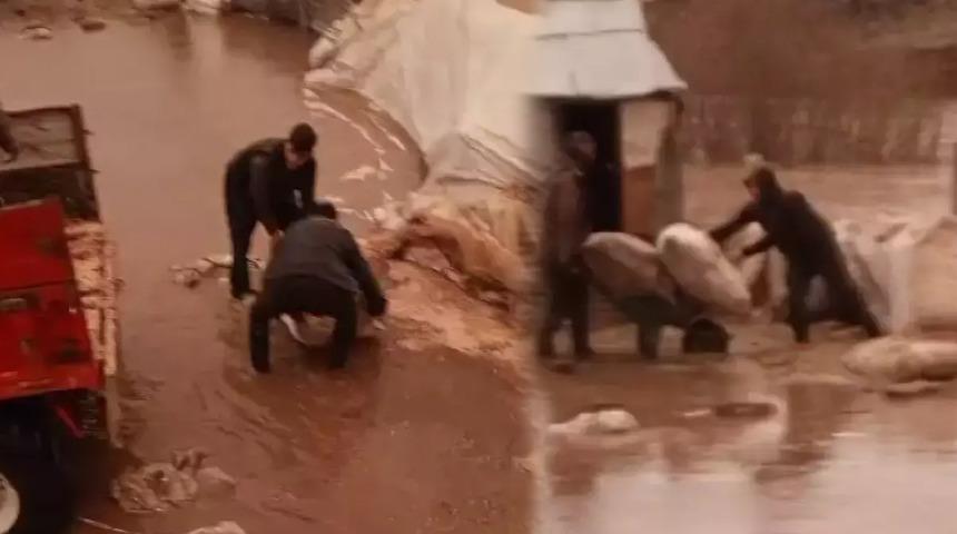 Karlıova'da sağanak; Peri Suyu Çayı taştı, araziler su altında kaldı
