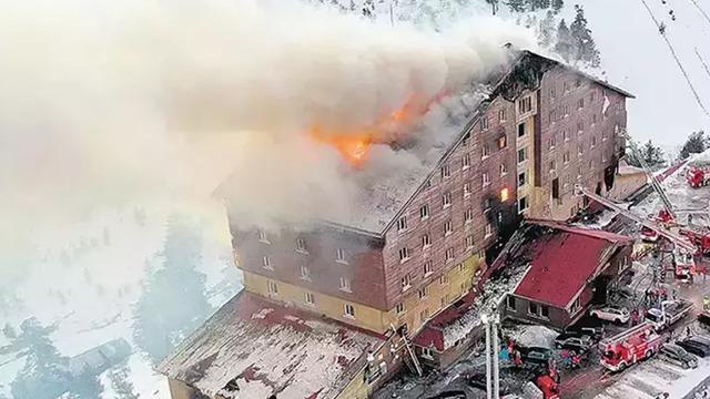 Kartalkaya Kayak Merkezi'ndeki Otel Yangınını Araştırma Komisyonu, bilirkişi heyetini dinledi