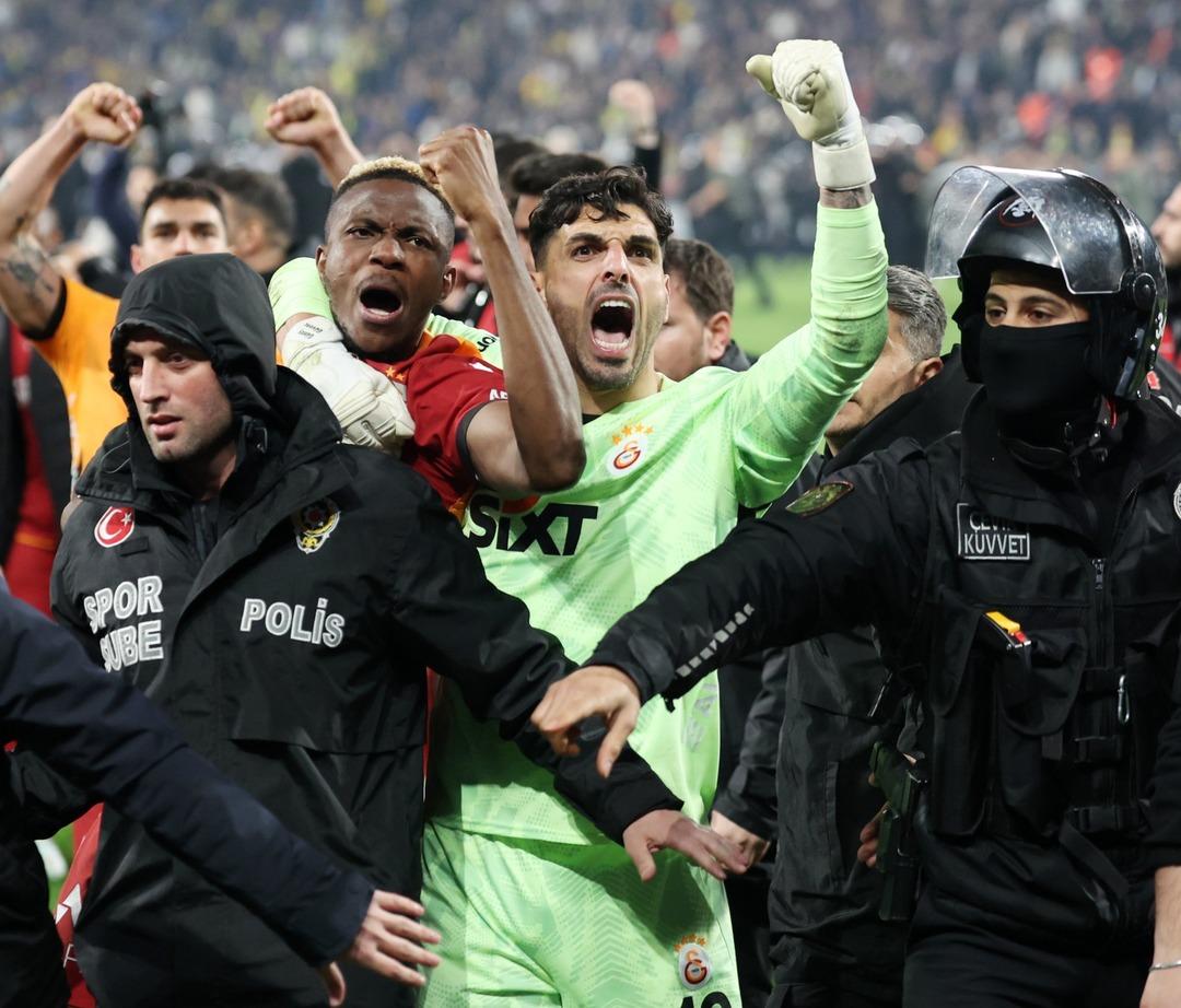 Galatasaray ın yıldızından dikkat çeken açıklama! "Psikolojik destek alıyorum..." 2