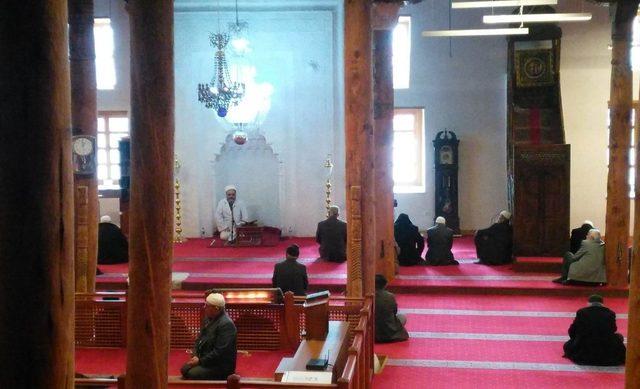 Abdülhamid Han ve şehitler Sivrihisar’da rahmetle yâd edildi