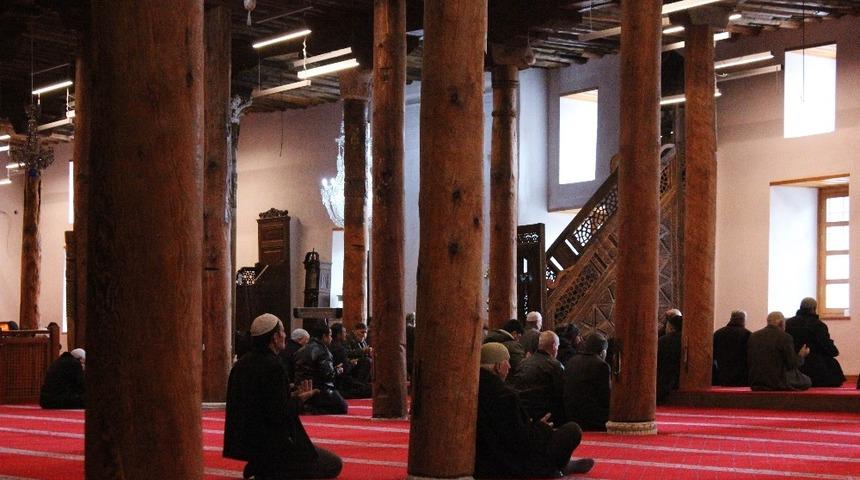 Abd&uuml;lhamid Han ve şehitler Sivrihisar&rsquo;da rahmetle y&acirc;d edildi