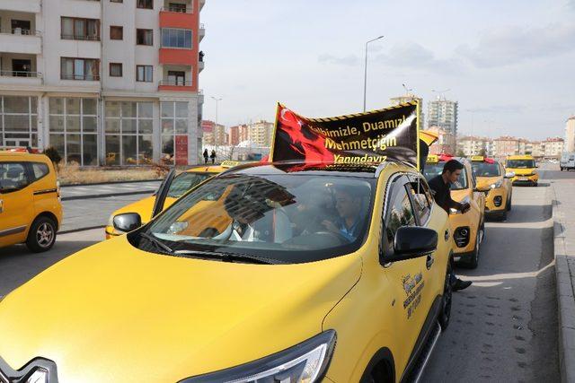 Taksicilerden Mehmetçik’e destek