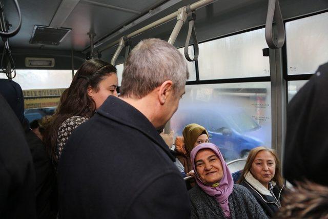 Tahmazoğlu, halk otobüsü ile yolculuk yaptı