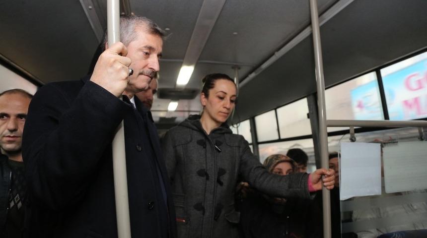 Tahmazoğlu, halk otob&uuml;s&uuml; ile yolculuk yaptı