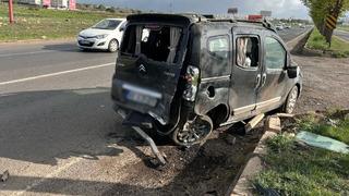 Siverek'te otomobil, hafif ticari araca çarptı: 1 yaralı