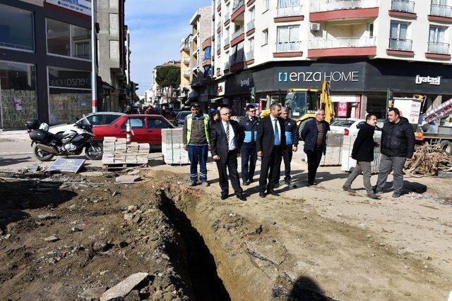 Salihli’de doğalgaz hat döşeme çalışması başladı