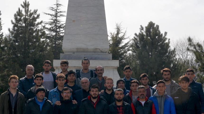 Kayseri Erciyesspor'dan şehitlik ziyareti