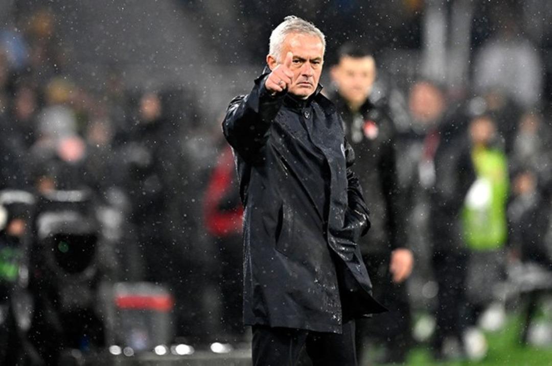 Jose Mourinho dan olay sözler! "Yine üstümüze oyunlar oynanabilir" Galatasaray hakkında da konuştu... 2