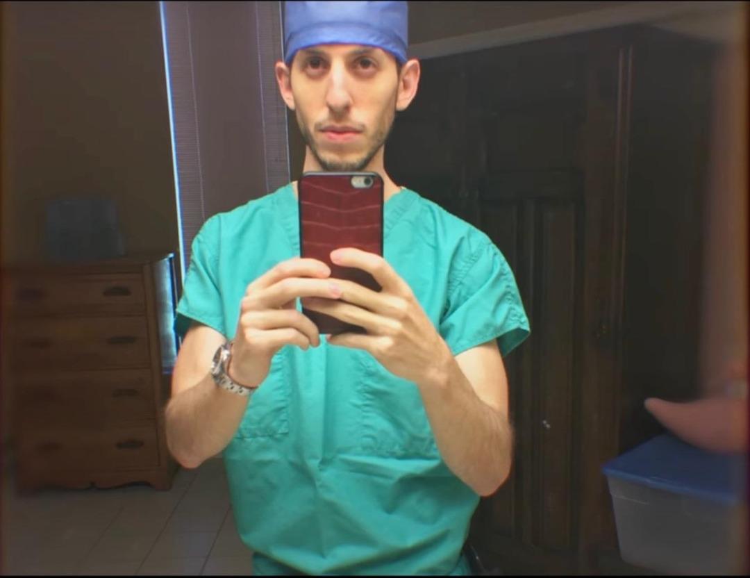 Eskort takıntısı yüzünden kendi ailesini katletti! Kadın için 200 bin dolar harcamış... 1