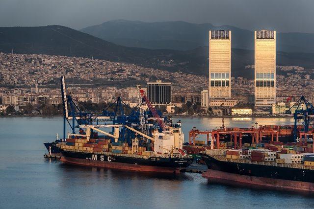 İzmir’in limanları rekor kırdı