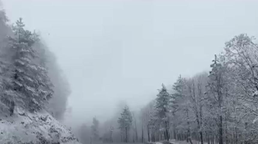 Yolda kar ve sis etkili oldu